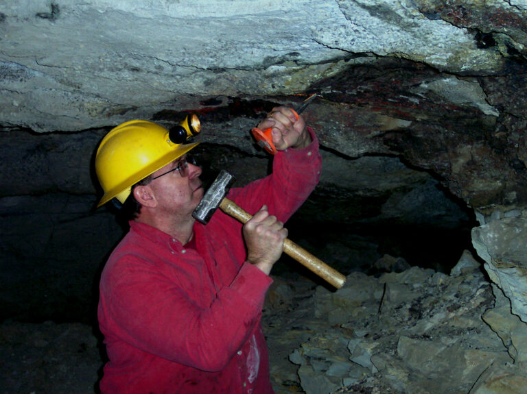 Mark Swain collecting Metahewatite from the Cactus Rat Mine, 4-22-2011